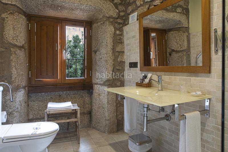 Foto f39f0f37-2b75-475a-bd85-2b980ff0b4d8. Edifici a San Martín de Trevejo