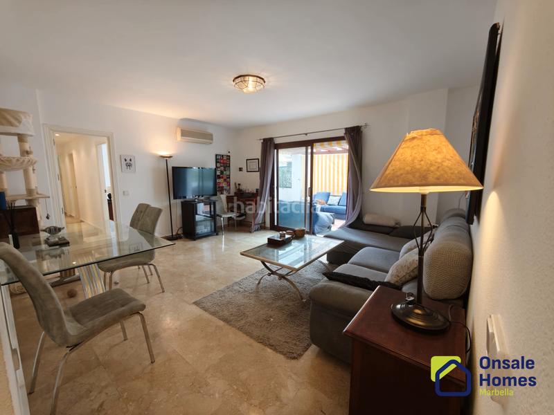 Foto 01f20c86-36b2-4691-951f-9c0c1b1b65e6. Piso en calle sierra cazorla 77 descubre este estupendo apartamento en la prestigiosa urbanización en Marbella