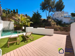 Casa aparellada a Calle hermanos belón lima 41. Una joya única en el corazón de marbella