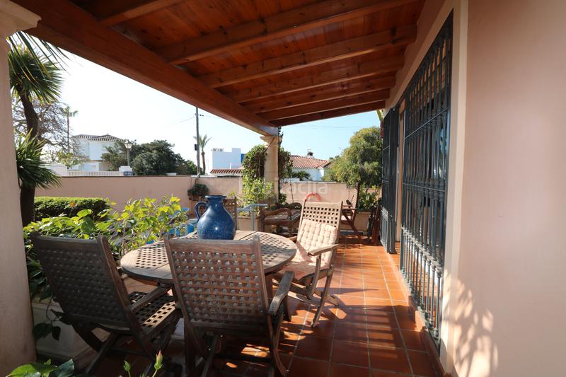 Foto 51f9316f-f57b-423e-9b0d-63febd635097. Chalet en urbanización Marbesa 122 encantadora villa en Marbesa, a pasos del mar en Marbella