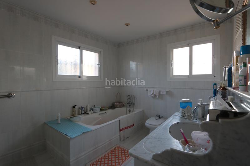 Foto eaefa4b2-149f-4aec-a7c7-2b44c0f3fb1c. Chalet en urbanización Marbesa 122 encantadora villa en Marbesa, a pasos del mar en Marbella