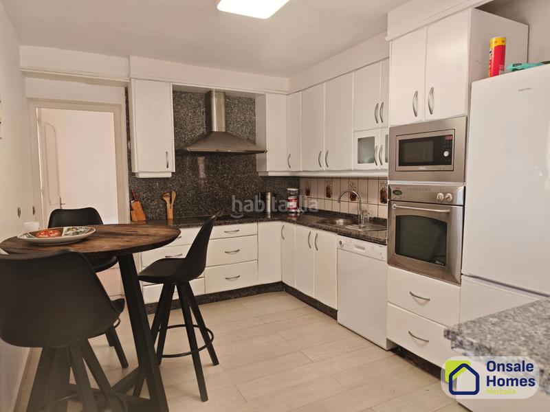 Foto 368496bd-00e1-44a6-a408-423f98024850. Chalet dans avenida gustavo adolfo bécquer 4 dans Las Brisas Marbella