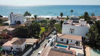 Xalet a Urbanización costabella 16. ?? exclusiva villa a estrenar en costabella, marbella