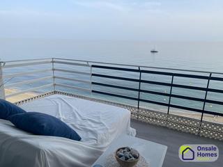 Apartament a Playa Bajadilla - Puertos. Espectacular apartamento frontal al mar en marbella centro
