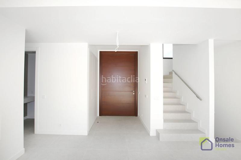 Foto 00050d4f-0991-4ee8-af3b-1a58f0608fe6. Chalet in urbanizacion finca (la) 18 in Río Real Marbella