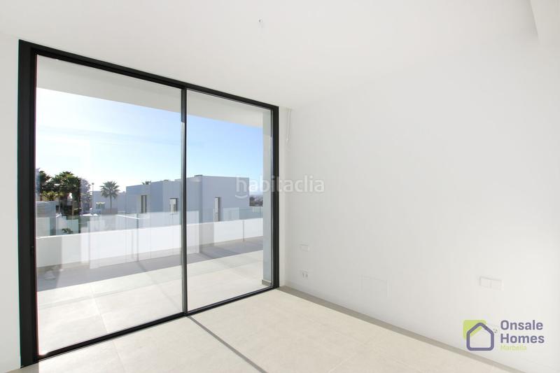 Foto 4ff3eca3-cfa2-4718-b179-a07fcb564486. Chalet dans urbanizacion finca (la) 18 dans Río Real Marbella