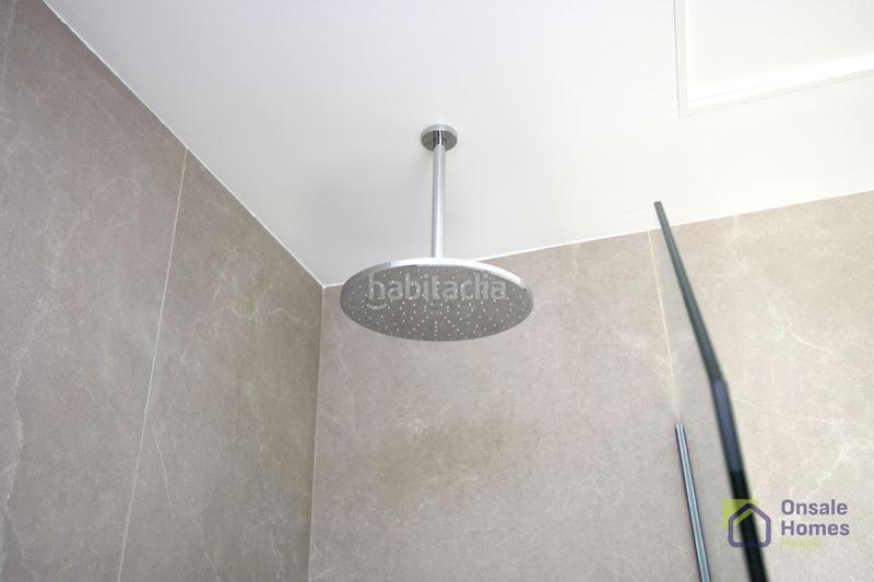 Foto 6e8045bc-1969-485e-87f9-9fa4d002a802. Chalet en urbanizacion finca (la) 18 en Río Real Marbella