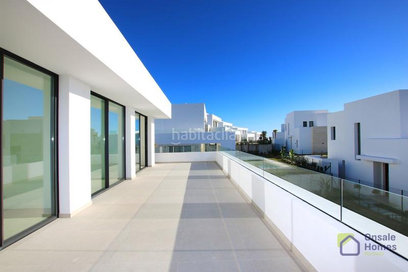 Foto 721a4613-46ec-42e6-b030-dcadc03c505d. Chalet en urbanizacion finca (la) 18 en Río Real Marbella