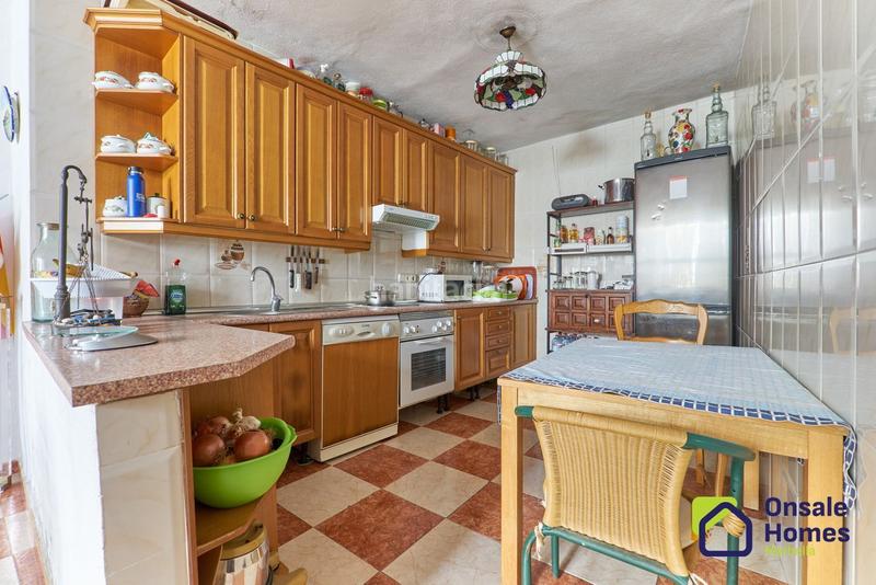 Foto 0c30518a-16ae-4bda-8962-9214d3a8a474. Chalet in calle lobatas 0 in Casco Antiguo Marbella