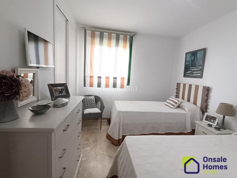 Foto 8ba33297-b638-41b1-ad99-0414a66a8739. Appartamento in calle carlos cano 0 in puerto de Estepona Estepona