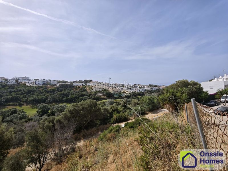 Foto 6ff9798f-76c8-4c94-8668-95476d140e31. Finca rústica en avenida la reserva de Marbella 0 en Marbella