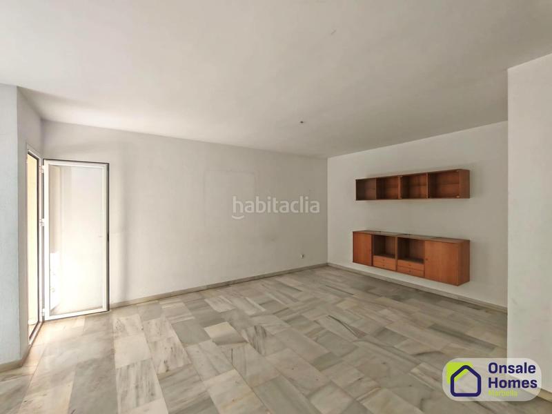 Foto fd1f98b9-bd28-46e5-a665-58dc0f4006cb. Miete etagenwohnung mit parking in Ricardo Soriano Marbella