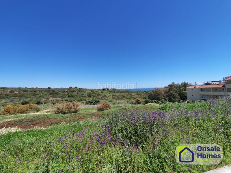 Foto c64c6a91-a380-481d-8e3d-b268ef2f893d. Terreny residencial a Alcorrín Manilva