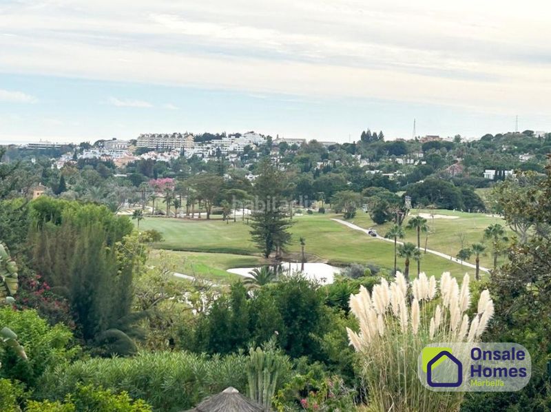 Foto 8ffc9703-b4df-41db-8474-df93372f1ddf. Apartament amb aparcament a Las Brisas Marbella