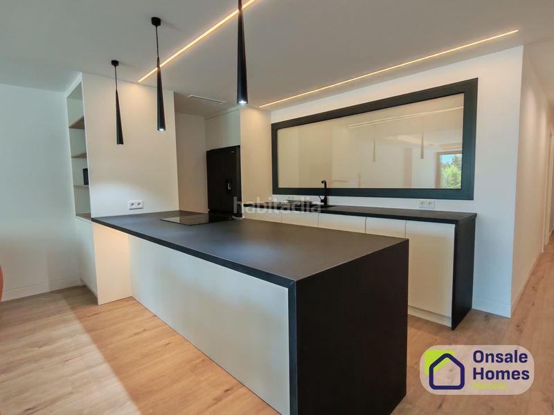 Foto 6413eeab-70f6-4e58-8b16-c4a472844817. Apartament amb aparcament a Las Brisas Marbella