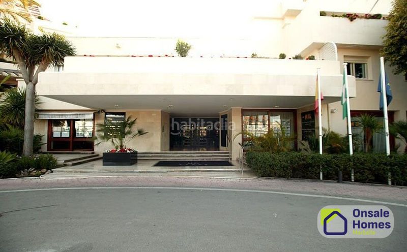 Foto 0f7b4b50-0015-4ad4-9db7-8b355dca3b2c. Apartament amb aparcament a Las Brisas Marbella