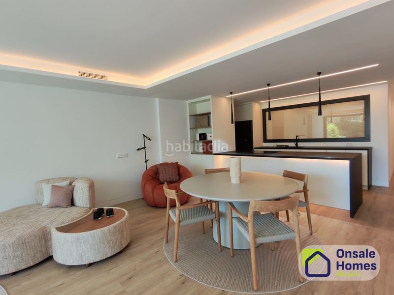 Foto 76e11842-28a7-4533-9475-0dc054a80e54. Apartament amb aparcament a Las Brisas Marbella