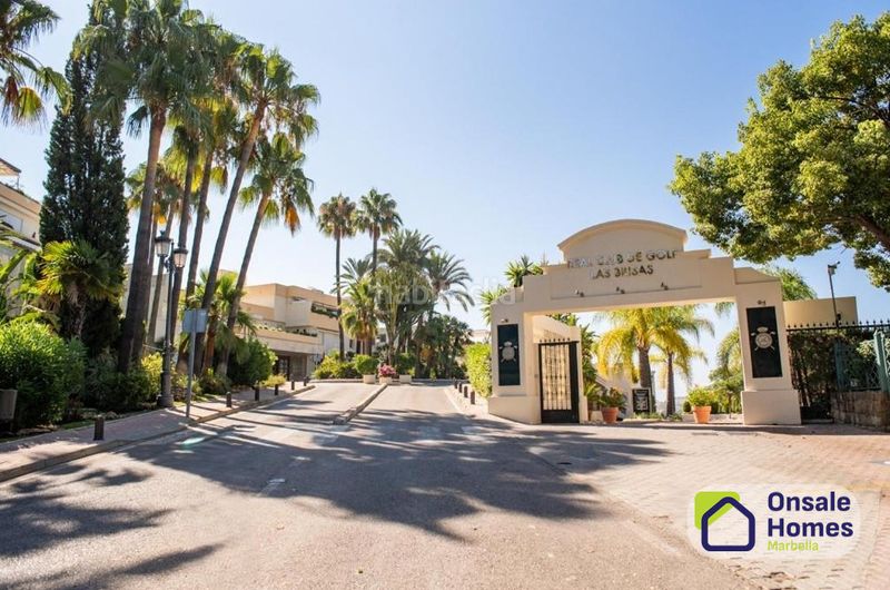 Foto 05ba9a7a-ff97-4b56-a913-4bda4275ce95. Apartament amb aparcament a Las Brisas Marbella