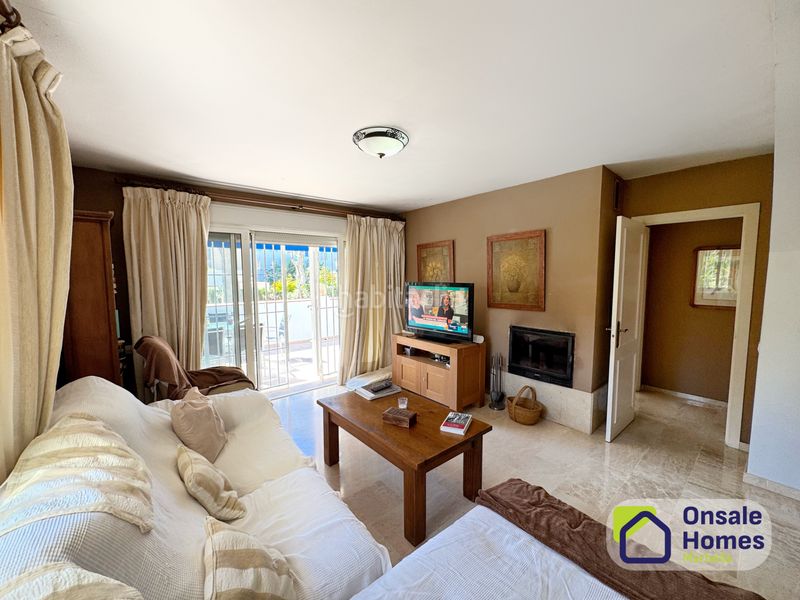 Foto 1515debf-fccd-45e5-94b6-bf2efadf6c85. Pis amb piscina a Nueva Andalucía centro Marbella