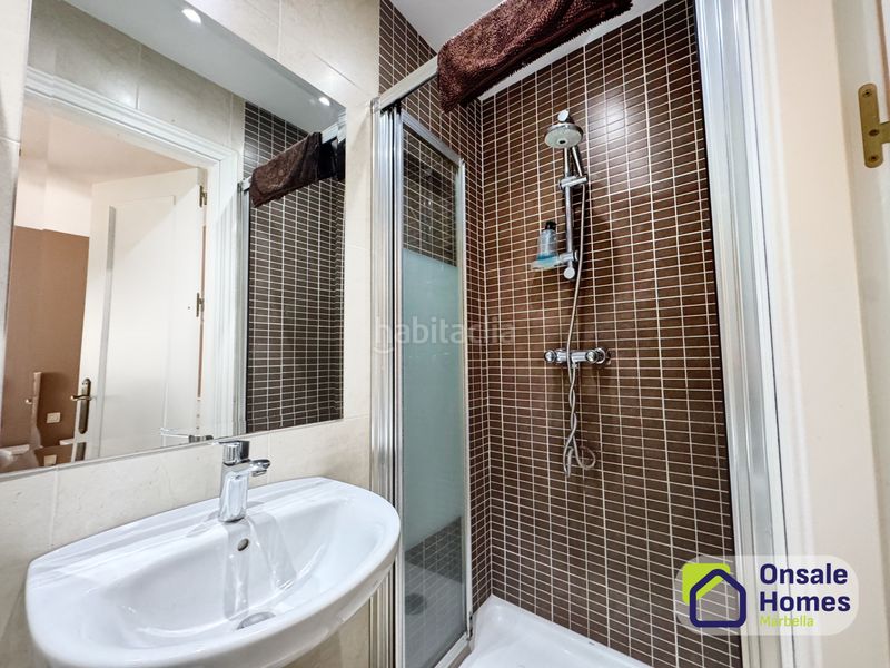 Foto 89bdc274-55b1-42c3-92af-6a49dbf2e1c9. Pis amb piscina a Nueva Andalucía centro Marbella