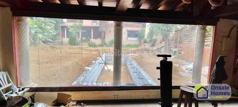 Foto 15e0bd88-a81b-4eb4-ad2f-311e4c8b58b2. Xalet amb aparcament piscina a Río Real Marbella