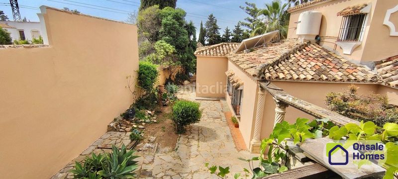 Foto 4b8317d7-63dd-4209-98bd-9712284fd85f. Xalet amb aparcament piscina a Río Real Marbella