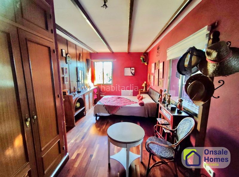 Foto d00fa3c3-93f1-4eca-9864-fb7aa1b4cd8f. Xalet amb aparcament piscina a Río Real Marbella