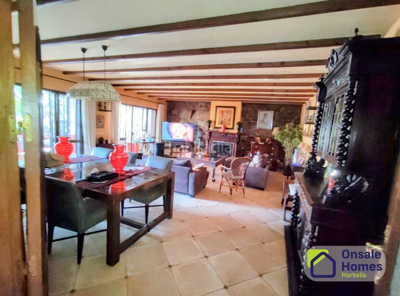 Foto d085ddb4-55f6-49fc-8884-3653c45f98ac. Xalet amb aparcament piscina a Río Real Marbella