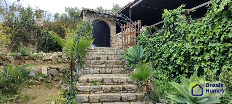 Foto e1a49c14-e03d-4ac6-a4e5-7ab640895944. Xalet amb aparcament piscina a Río Real Marbella