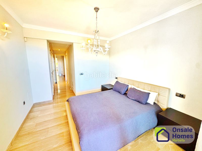 Foto 0ae1b647-8101-4551-b20d-34bfae6ecd07. Flat with parking pool in Sierra Blanca Marbella