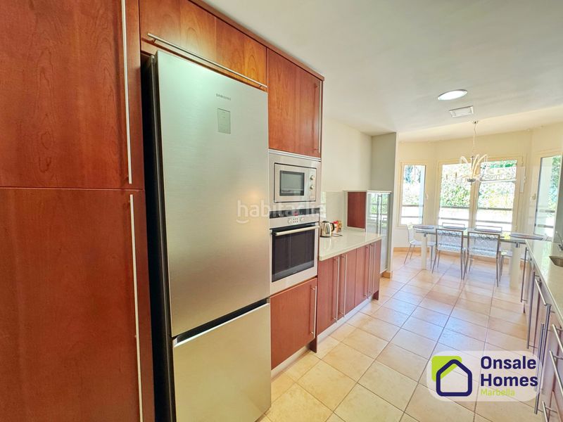 Foto 103e0103-f039-44f7-9dd3-b4d66087b8e3. Flat with parking pool in Sierra Blanca Marbella