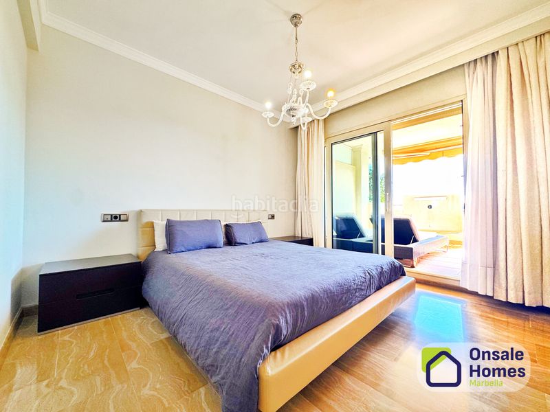 Foto 24847506-b48d-472d-9a6b-202ad1921018. Flat with parking pool in Sierra Blanca Marbella