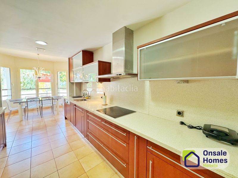 Foto 36b5489e-418f-4d88-a989-69033b8d560c. Flat with parking pool in Sierra Blanca Marbella