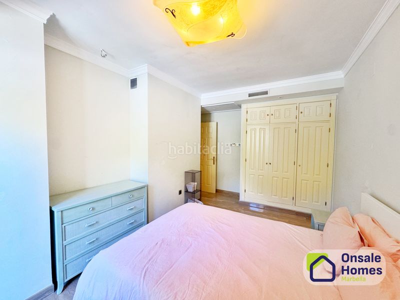 Foto 398a9175-2d52-4173-8078-c5ea3dd2c7bd. Flat with parking pool in Sierra Blanca Marbella