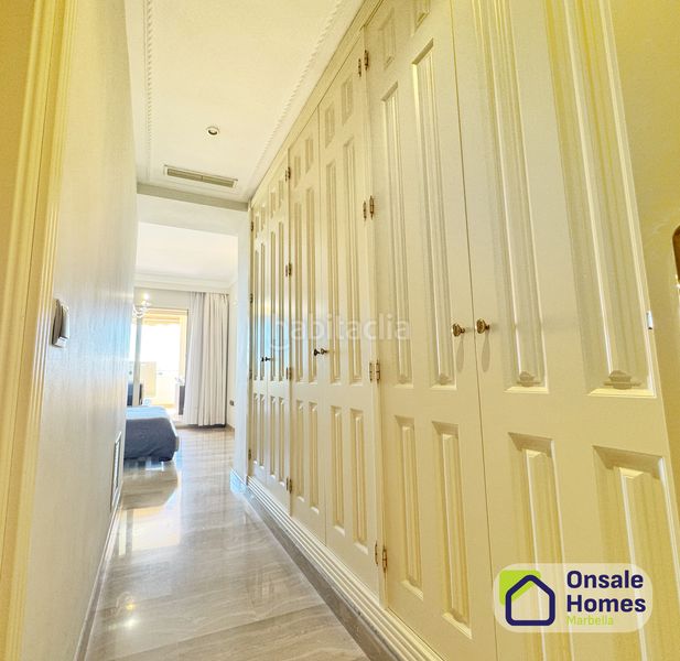 Foto a13bbca9-de84-40ce-a151-f9d263beed7f. Flat with parking pool in Sierra Blanca Marbella