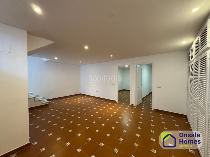 Foto a123d916-9aee-4419-9eab-0e6b9486efd4. Casa adossada amb aparcament piscina a Huerta Belón - Calvario Marbella