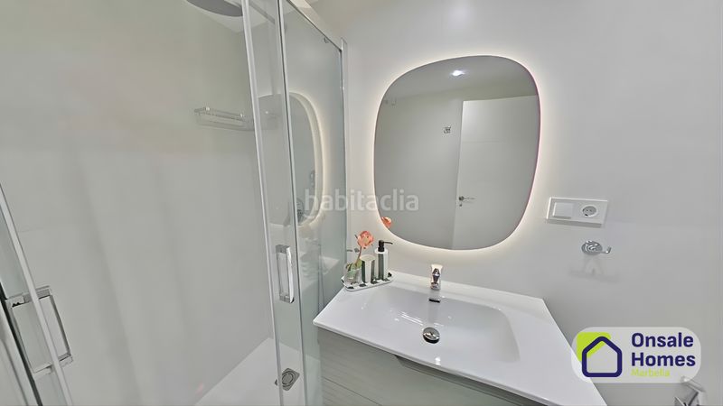 Foto a61a4059-e0d9-43cc-b614-163510abca6e. Apartament amb aparcament piscina a Aloha Marbella