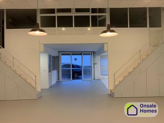 Rent Industrial building  Calle pirita. Se alquila espectacular nave/local totalmente reformado en marbe