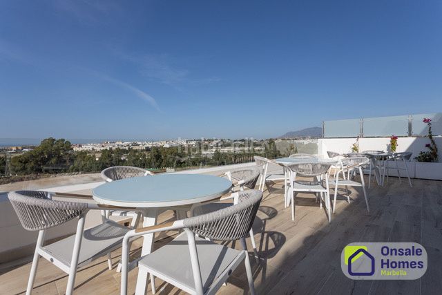 Foto 5490f6a7-2fbd-4428-9462-274dce6fa812. Lloguer àtic amb aparcament piscina a Rodeo Alto - Guadaiza - La Campana Marbella