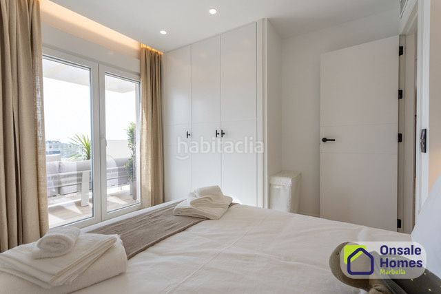 Foto d1e16201-3b25-4ec4-9efe-e6c6ba47f965. Lloguer àtic amb aparcament piscina a Rodeo Alto - Guadaiza - La Campana Marbella