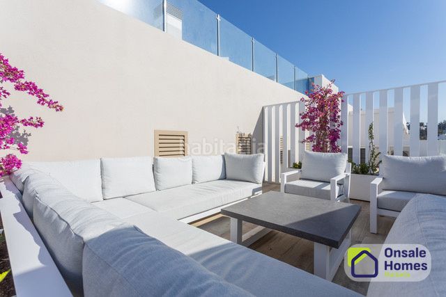 Foto d20a6d84-f953-41e5-905e-bc16060dca27. Lloguer àtic amb aparcament piscina a Rodeo Alto - Guadaiza - La Campana Marbella