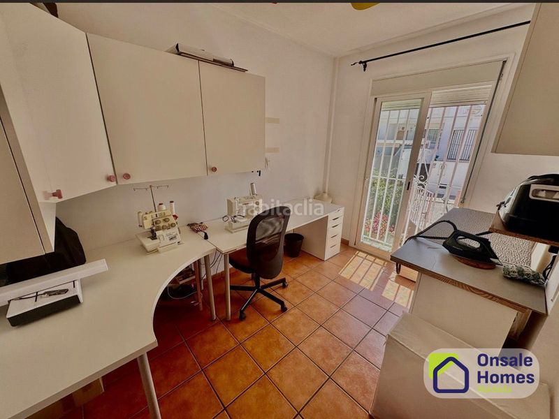 Foto 51ac9806-489f-4290-ad22-2f2b23f11e51. Casa adossada amb aparcament piscina a Los Pacos Fuengirola