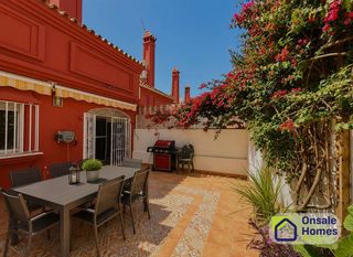 Maison jumelée  Avenida los pacos. Fantástica casa adosada en ubicación privilegiada, con todas las