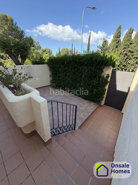 Foto 83fbb125-0612-450d-986c-1c024abc3684. Casa adossada amb xemeneia aparcament piscina a Nagüeles Alto Marbella