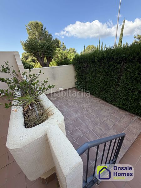 Foto c2f1340d-e077-4716-ae4e-bc88d3fb04f4. Casa adossada amb xemeneia aparcament piscina a Nagüeles Alto Marbella