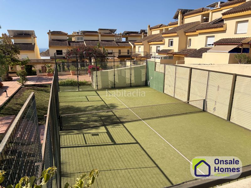 Foto d4325ec6-ddf2-44f6-a604-337fd3c0c5df. Casa adossada amb xemeneia aparcament piscina a Nagüeles Alto Marbella