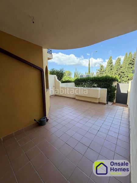 Foto fd074005-e5c3-466b-9487-7af90becf5b7. Casa adossada amb xemeneia aparcament piscina a Nagüeles Alto Marbella