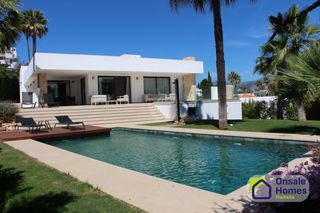 Chalet  Urbanización guadalmina alta