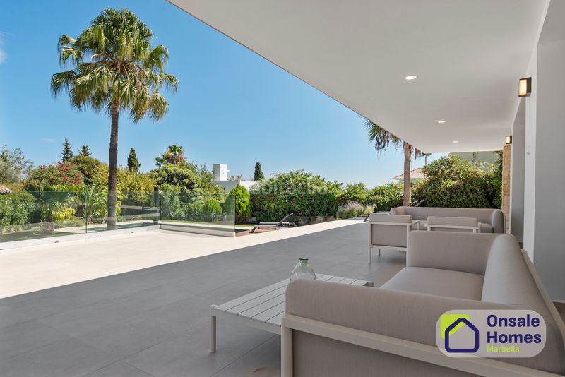 Foto e5313c01-d21c-46fe-b0aa-e41706267687. Xalet amb calefacció aparcament piscina a Guadalmina Alta Marbella