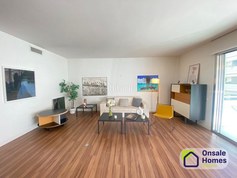 Foto 9bbdc5ab-6428-427f-a469-0413dd7c033c. Piso en Playa Bajadilla - Puertos Marbella